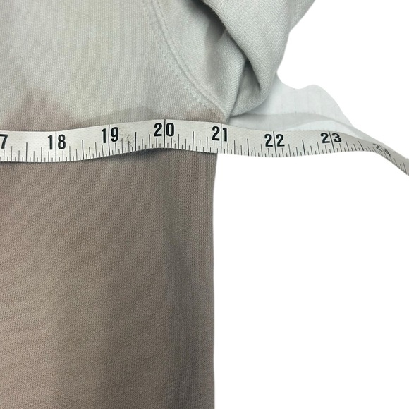 Taylor Swift 💛Gold Rush💛 Evermore Album Crewneck size Medium - Picture 7 of 9